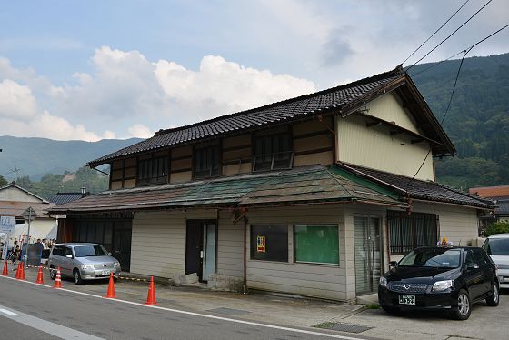 2013年 旧 富山県信用組合 五ヶ山支店の建物