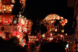 2010年 辰巳町と新町のケンカ行燈